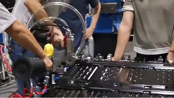 铆接质量总失控？飞效智能过程监控螺母枪如何用数据“锁死”每一颗螺母？